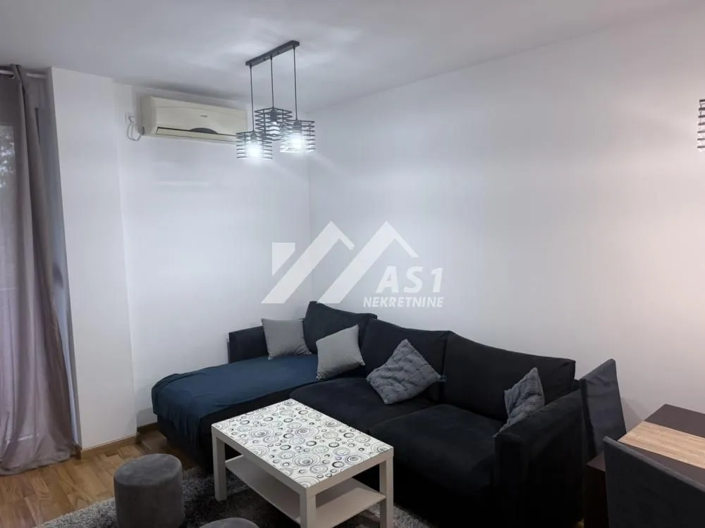 Izdavanje, jednosoban stan, 33m², Liman 3, Novi Sad Sve Podlokacije