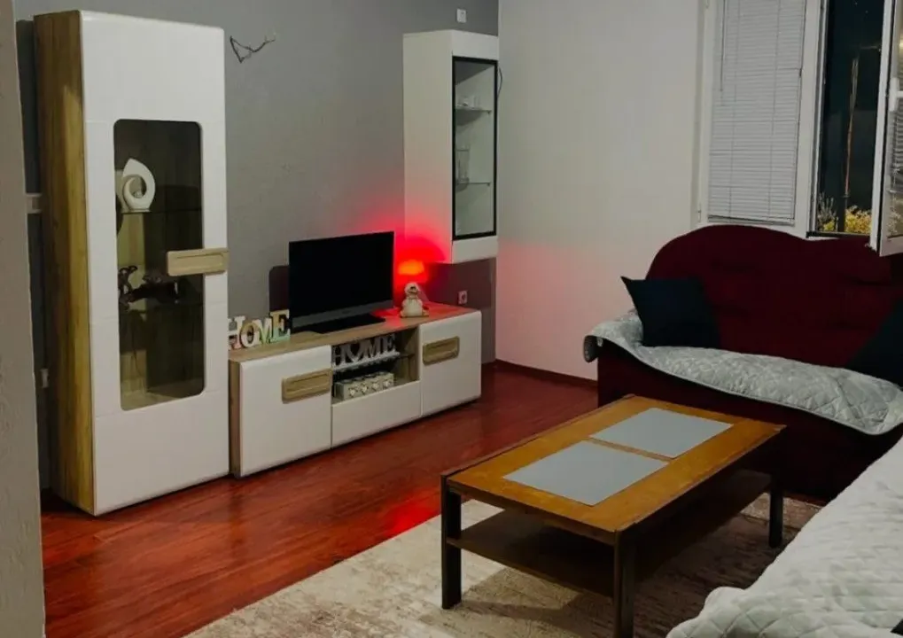 Rent, two bedroom apartment, 90m², Stari Bar, Bar