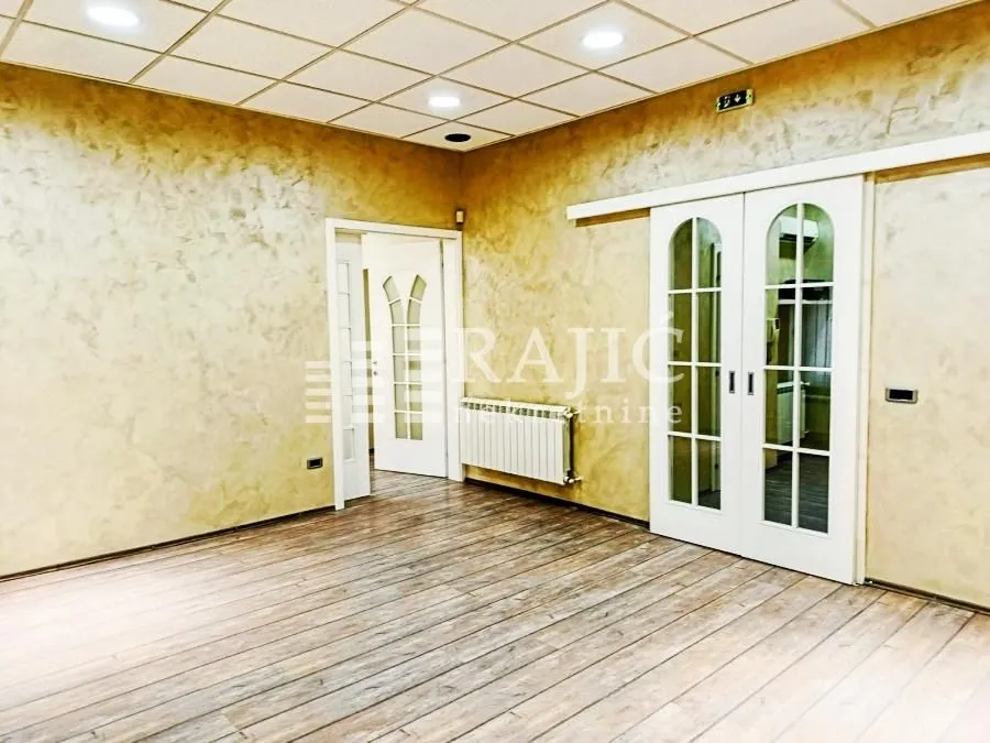 Rent, office space, 82m², Botanička Bašta, Palilula Sve Podlokacije