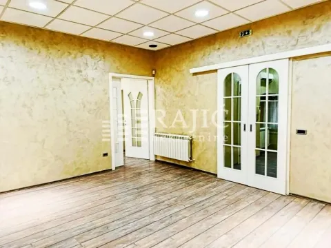Rent, office space, 82m², Botanička Bašta, Palilula Sve Podlokacije - image 2