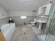 Rent, four bedroom apartment, 140m², Tološi, Podgorica - image 13