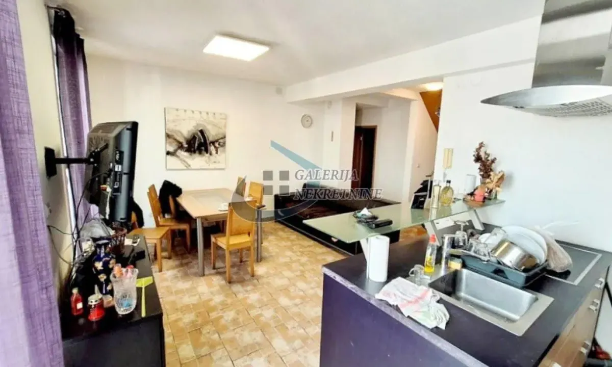Prodaja, stan, 96m², Veliki Mokri Lug, Zvezdara Sve Podlokacije