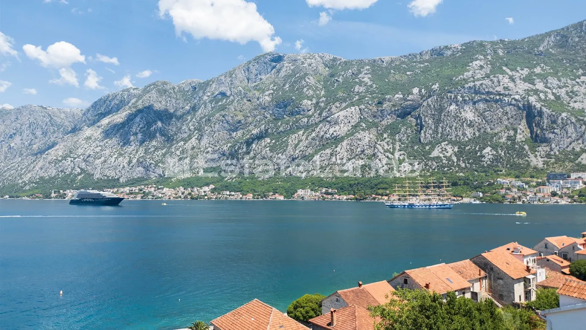 Prodaja, jednosoban stan, 55m², Prčanj, Kotor
