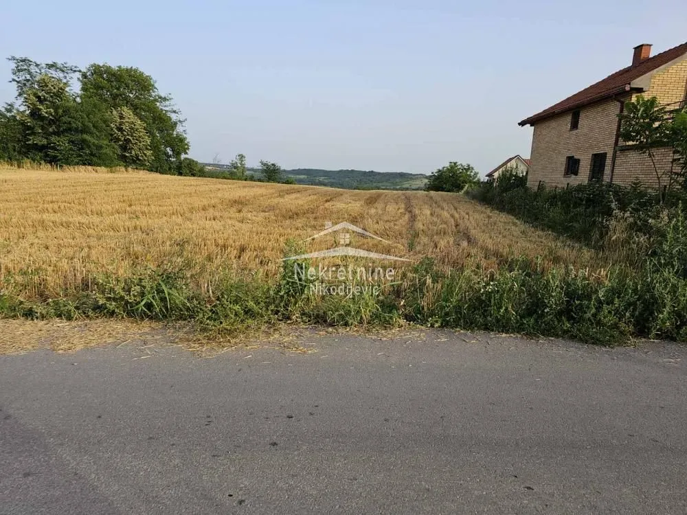 Prodaja, plac, 1600m², Čukarica, Beograd