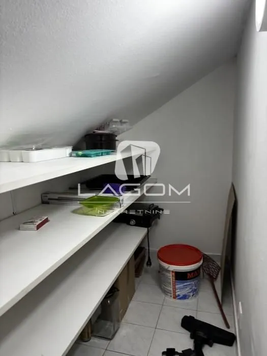 Prodaja, dvosoban stan, 67m², Novi Beograd Blok 71, Novi Beograd Sve Podlokacije