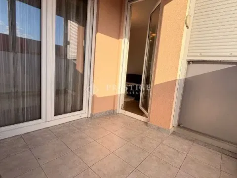 Izdavanje, jednosoban stan, 48m², City Kvart, Podgorica - image 13