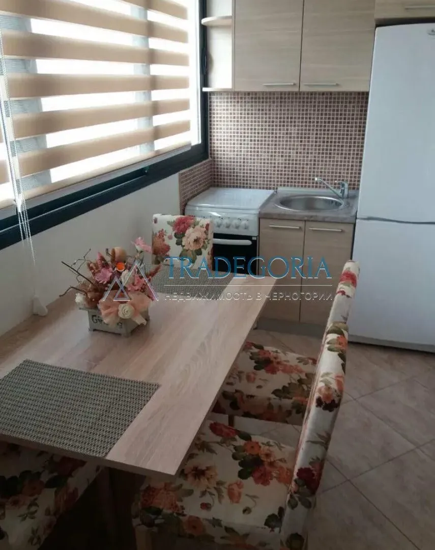 Prodaja, jednosoban stan, 50m², Sveti Stefan, Budva
