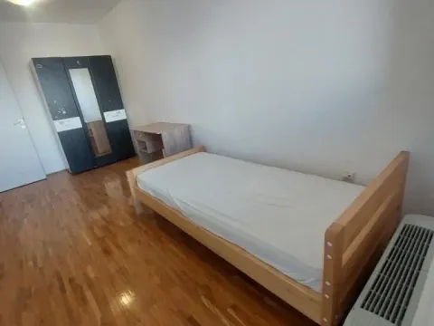 Izdavanje, trosoban stan, 80m², Medijana, Niš - image 7