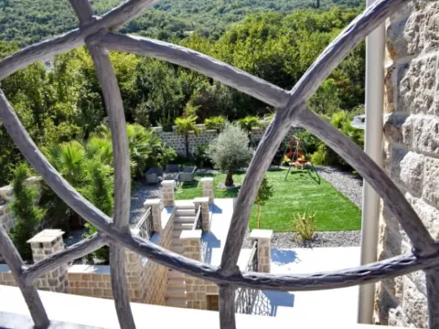 Sale, house, 350m², Stoliv, Kotor - image 11