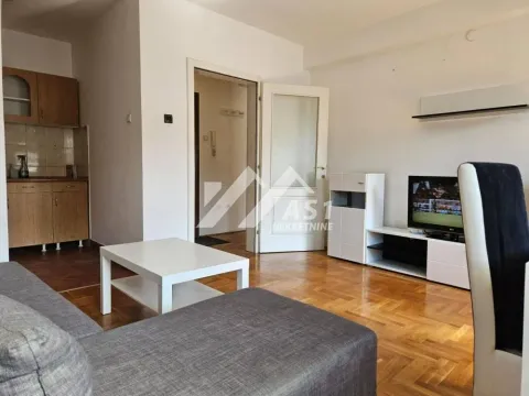 Izdavanje, jednosoban stan, 45m², Grbavica, Novi Sad Sve Podlokacije - image 8