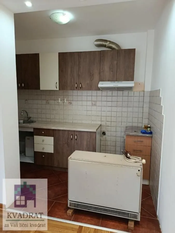 Izdavanje, trosoban stan, 83m², Obrenovac, Beograd