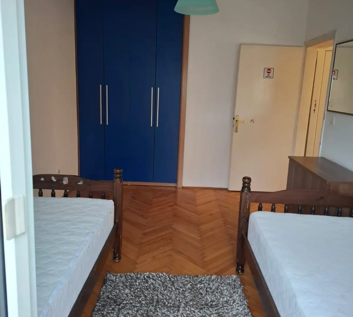 Rent, house, 300m², Stari Aerodrom, Podgorica