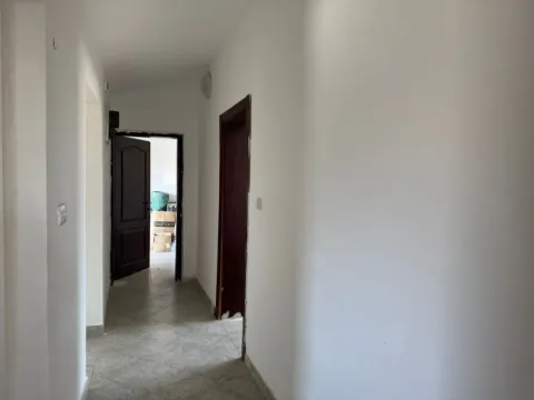 Prodaja, dvosoban stan, 80m², Bar, Crna Gora - image 5