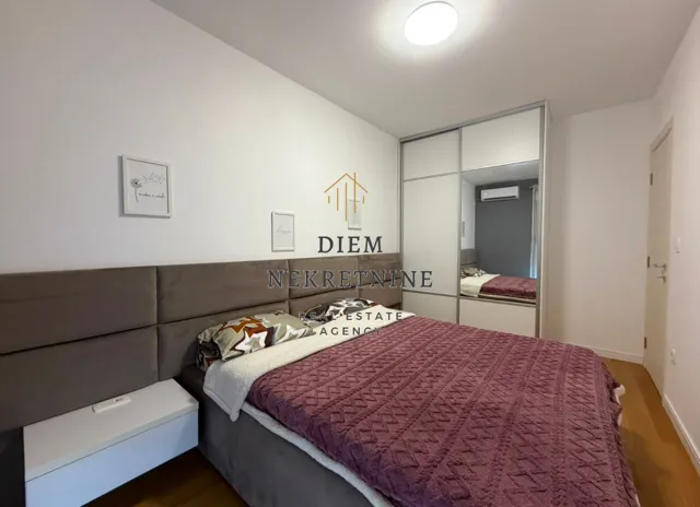 Sale, one bedroom apartment, 40m², Central Point, Podgorica