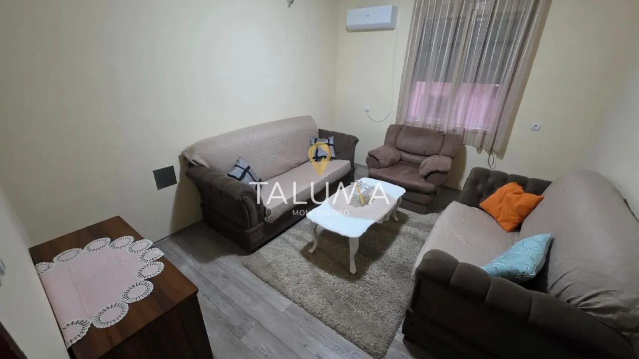 Izdavanje, dvosoban stan, 63m², Dalmatinska ulica, Podgorica