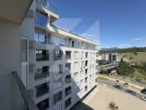 Izdavanje, jednosoban stan, 48m², Vezirov Most, Podgorica - image 17