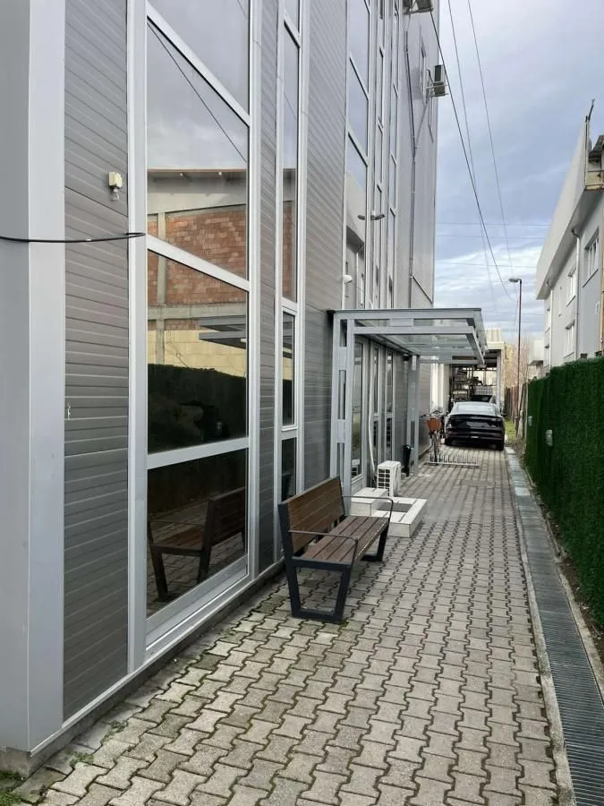 Rent, office space, 150m², Novo naselje, Novi Sad