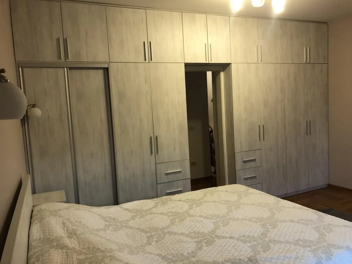 Rent, four bedroom apartment, 191m², Mrčevac, Tivat