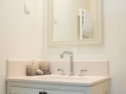 Prodaja, dvosoban stan, 115m², Porto Montenegro, Tivat - image 20