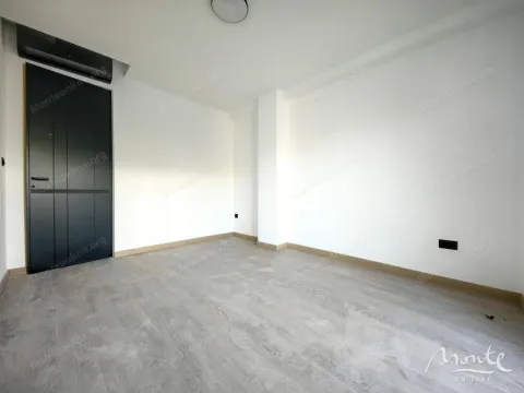 Prodaja, trosoban stan, 111m², Vezirov Most, Podgorica - image 12