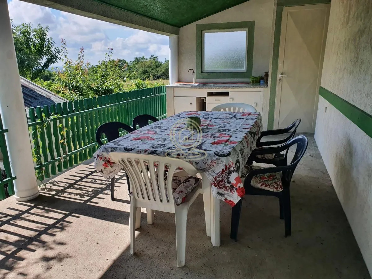 Izdavanje, kuća, 130m², Novi Slankamen, Inđija