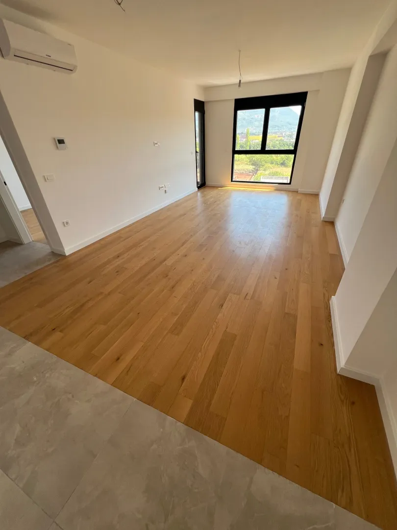 Prodaja, jednosoban stan, 55m², Centar, Bar
