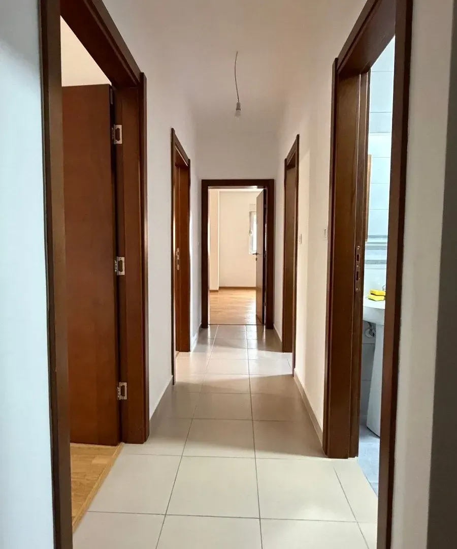 Prodaja, dvosoban stan, 73m², Tuški Put, Podgorica