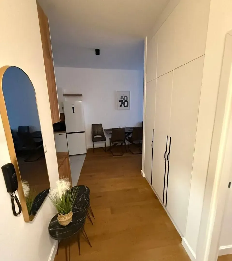 Sale, two bedroom apartment, 80m², Centar, Bar