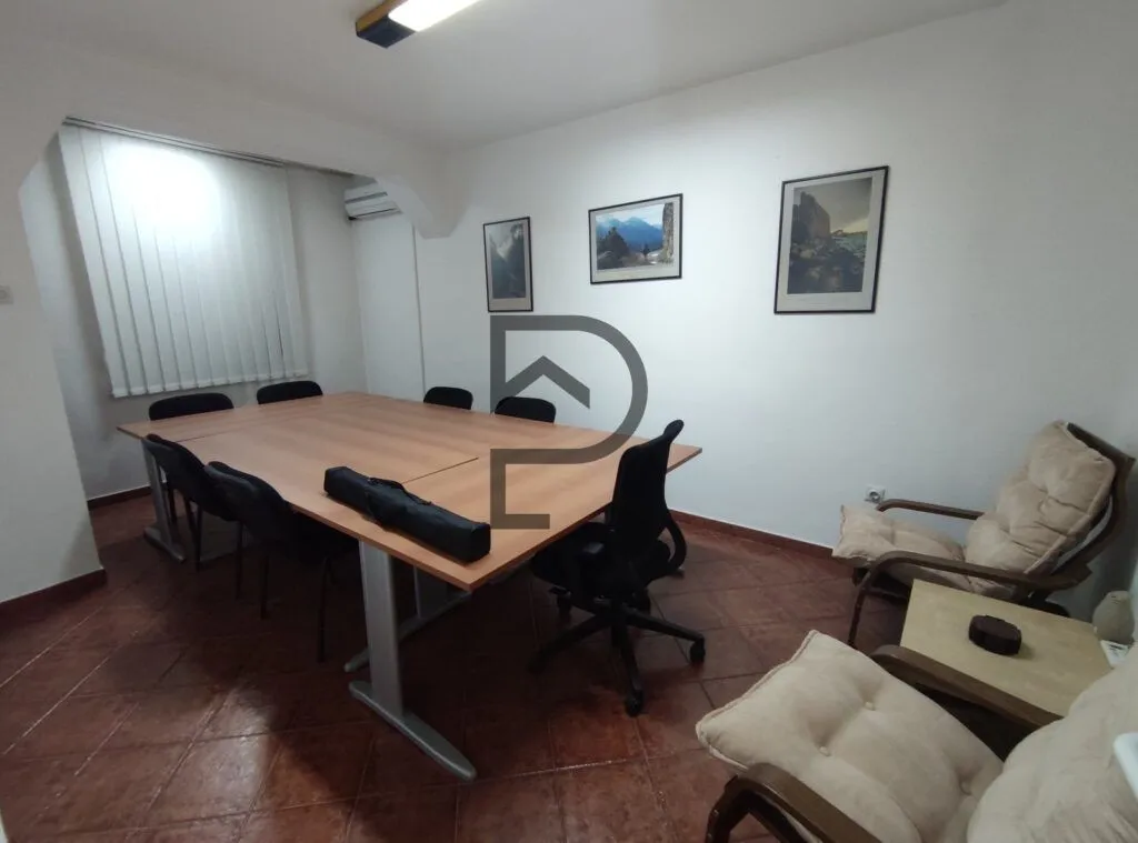 Rent, office space, 50m², Centar, Podgorica