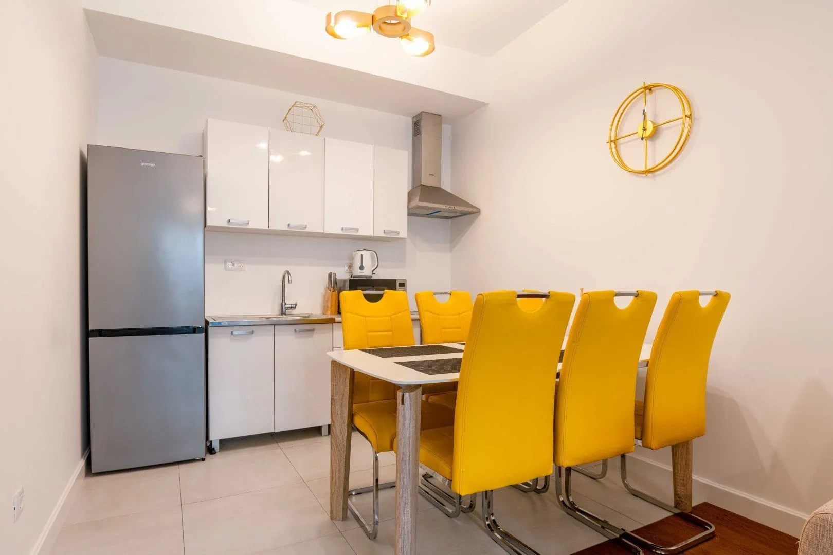 Prodaja, jednosoban stan, 65m², Centar, Bar