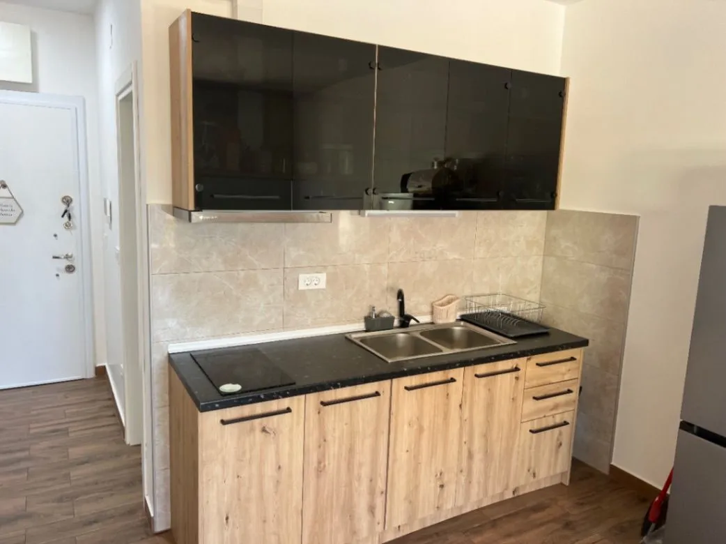 Rent, three bedroom apartment, 71m², Centar, Bar