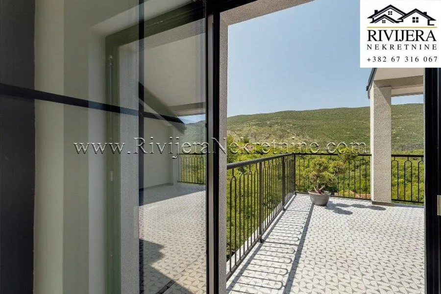 Prodaja, trosoban stan, 122m², Herceg Novi, Crna Gora
