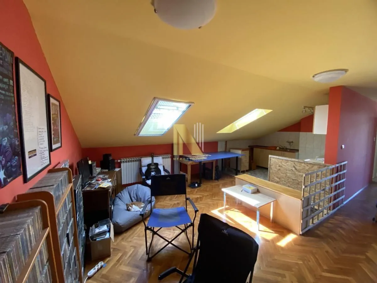 Prodaja, kuća, 223m², Sremska Kamenica, Petrovaradin