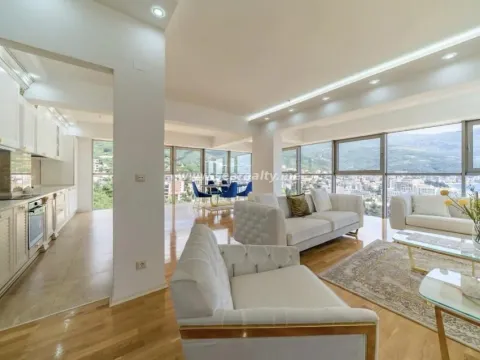 Izdavanje, stan, 100m², Budva, Crna Gora - image 23