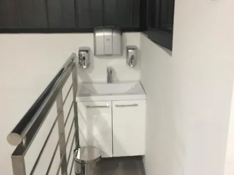 Izdavanje, poslovni prostor, 50m², Stari Grad, Beograd - image 11