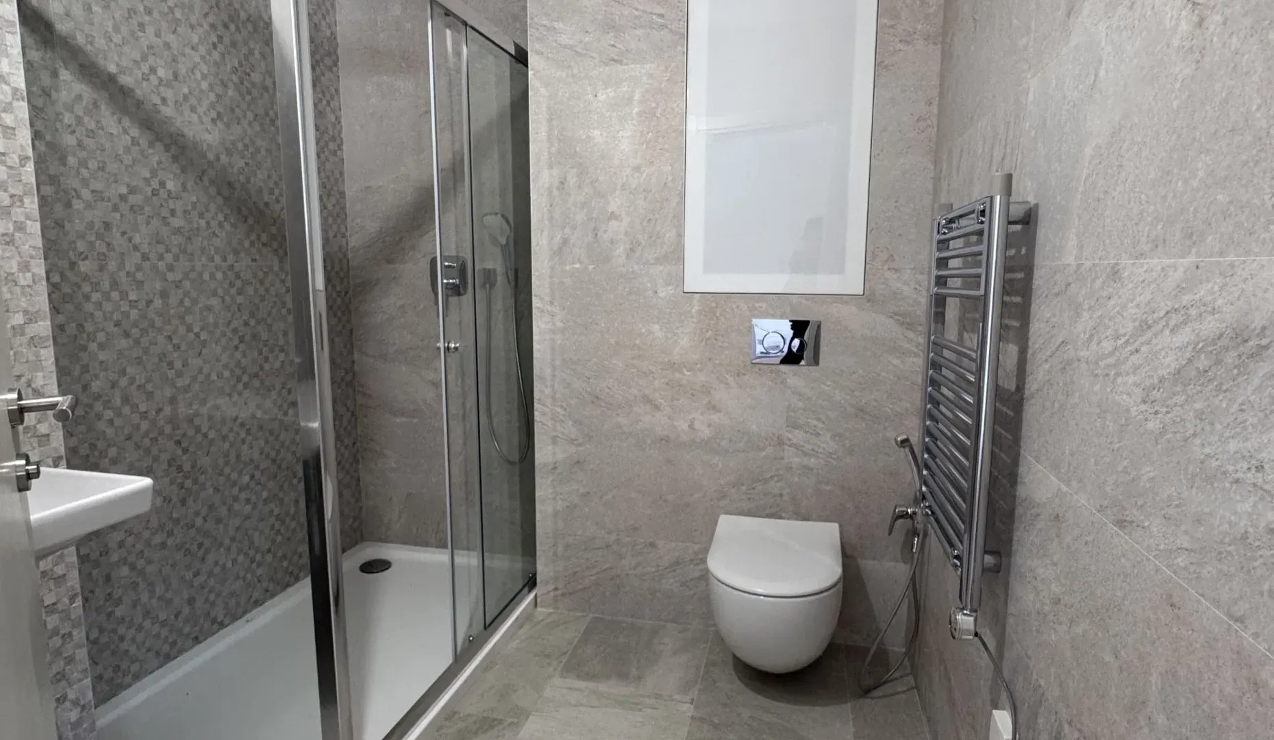 Sale, five bedroom apartment, 192m², Kotor, Crna Gora
