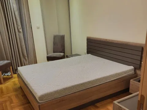 Izdavanje, trosoban stan, 95m², Momišići, Podgorica - image 5