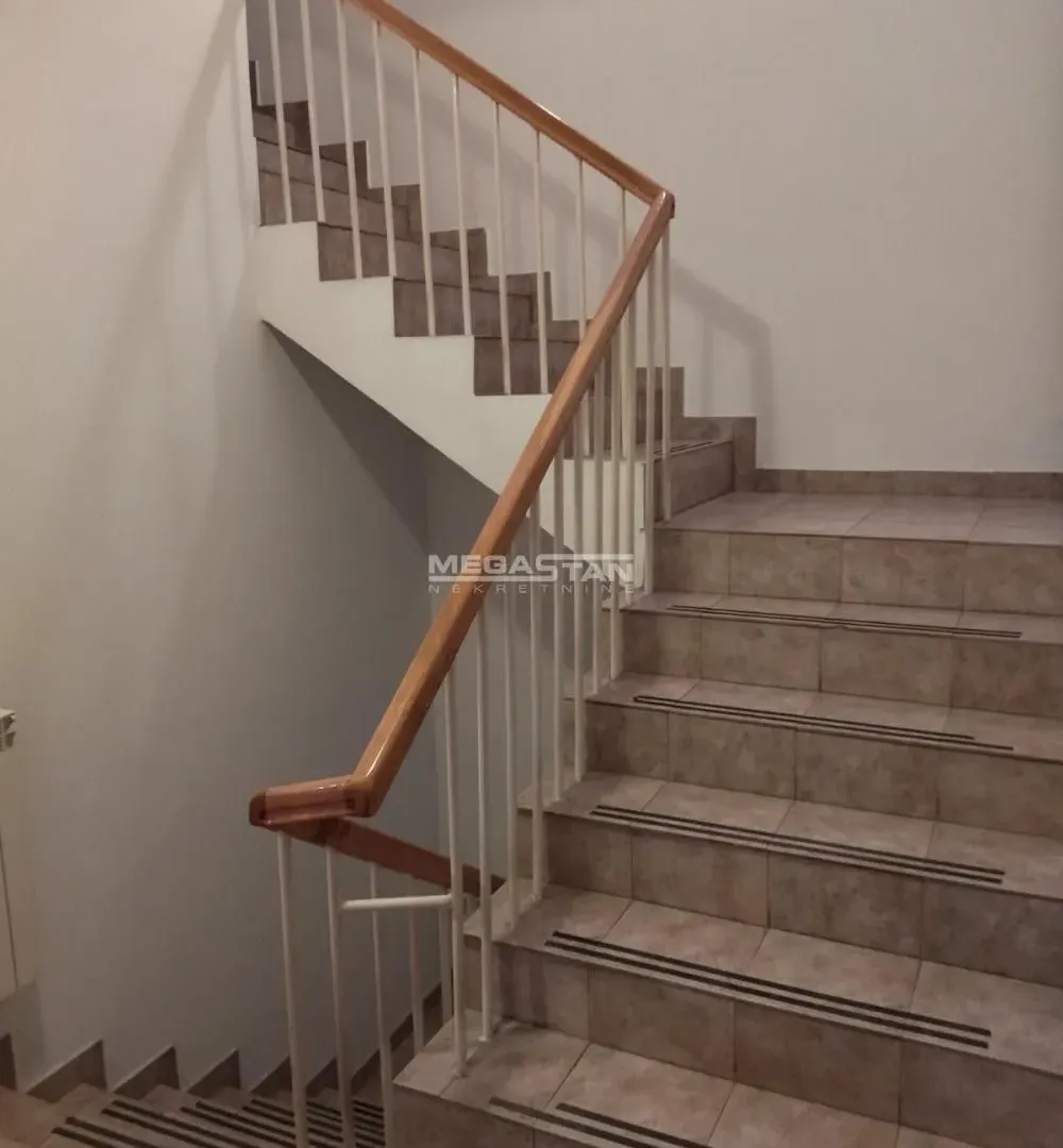 Rent, house, 542m², Bulbulder, Zvezdara Sve Podlokacije