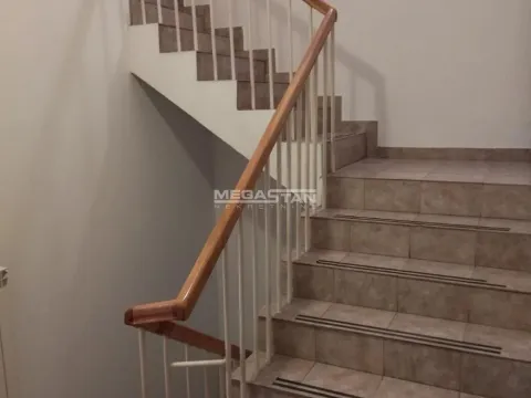 Izdavanje, kuća, 542m², Bulbulder, Zvezdara Sve Podlokacije - image 13