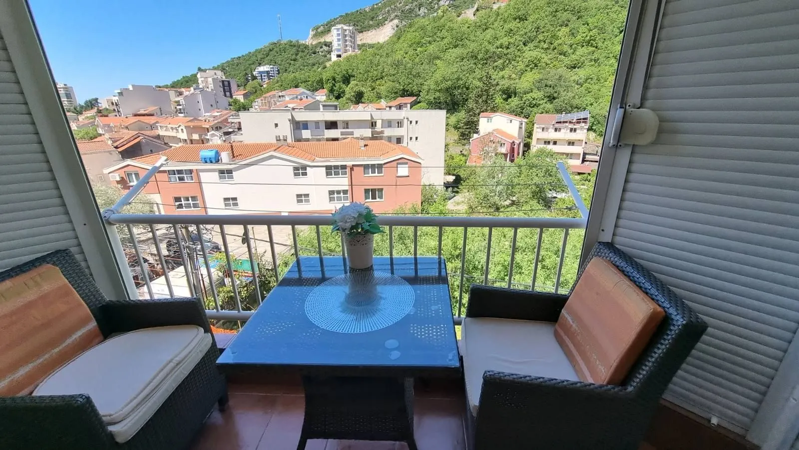 Prodaja, dvosoban stan, 58m², Bečići, Budva