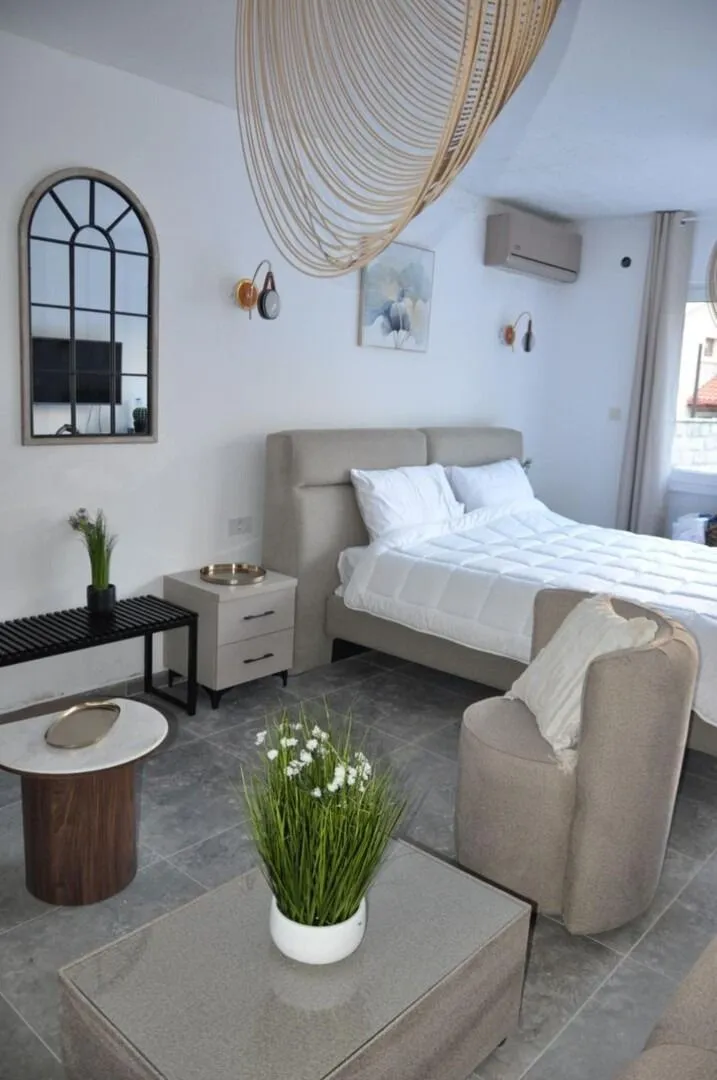 Sale, house, 310m², Kotor, Crna Gora