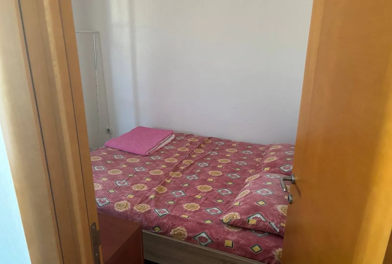 Rent, one bedroom apartment, 32m², Momišići, Podgorica