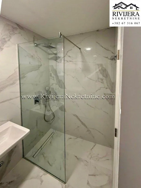 Sale, two bedroom apartment, 51m², Dobrota, Kotor