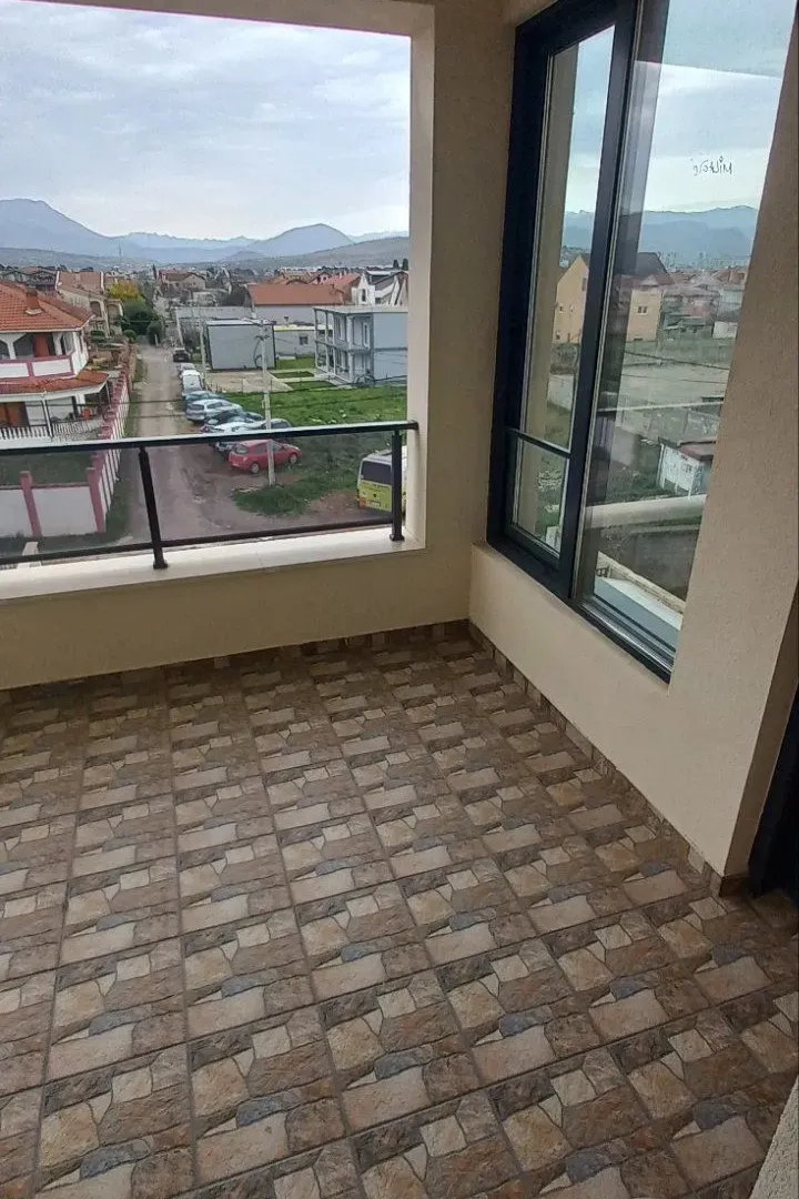 Sale, house, 270m², Gornja Gorica, Podgorica