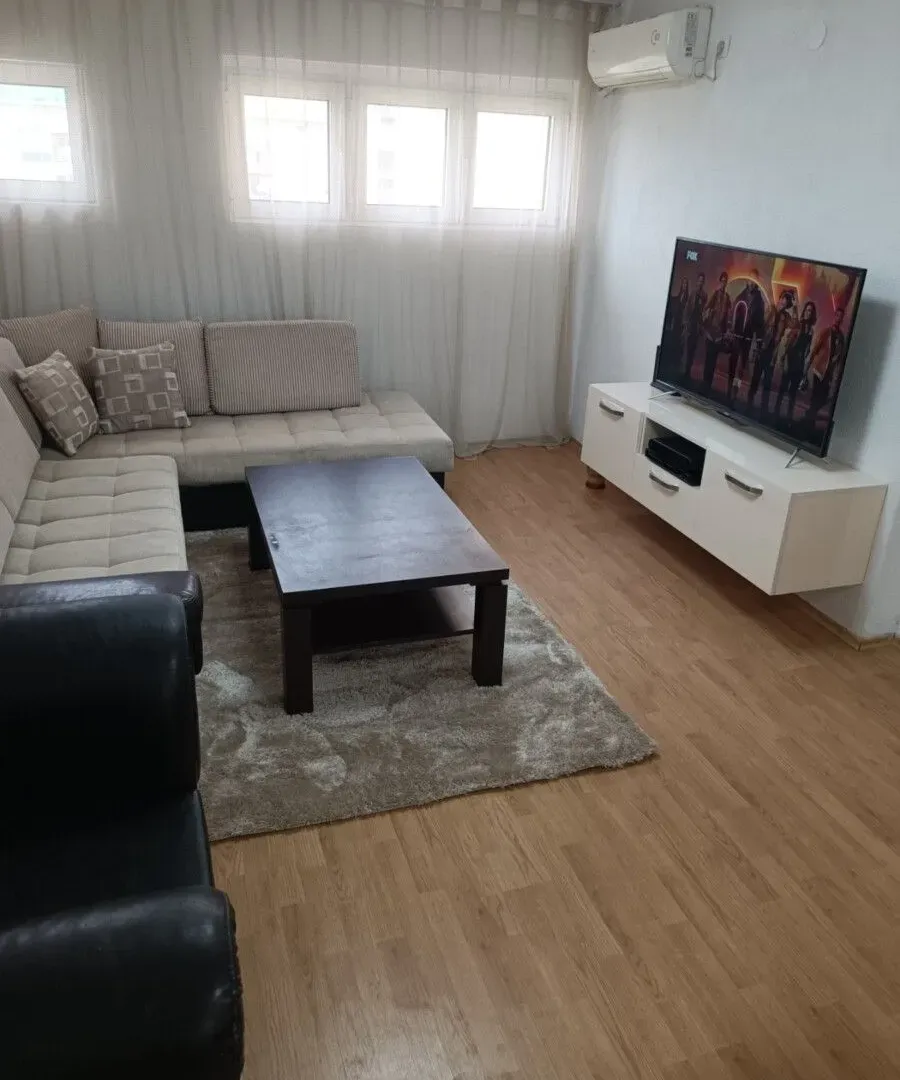 Izdavanje, dvosoban stan, 58m², Podgorica, Crna Gora