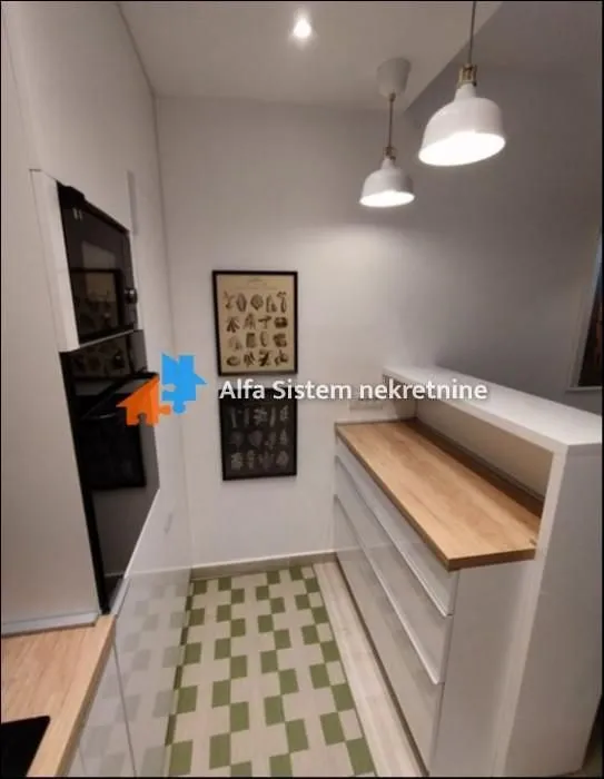 Prodaja, trosoban stan, 78m², Novi Beograd Blok 65, Novi Beograd Sve Podlokacije