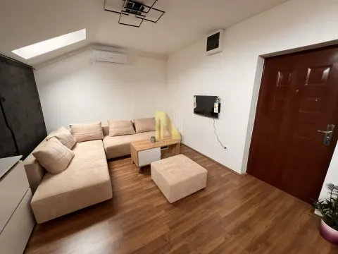 Izdavanje, jednosoban stan, 31m², Bulevar Oslobodjenja, Novi Sad Sve Podlokacije - image 3