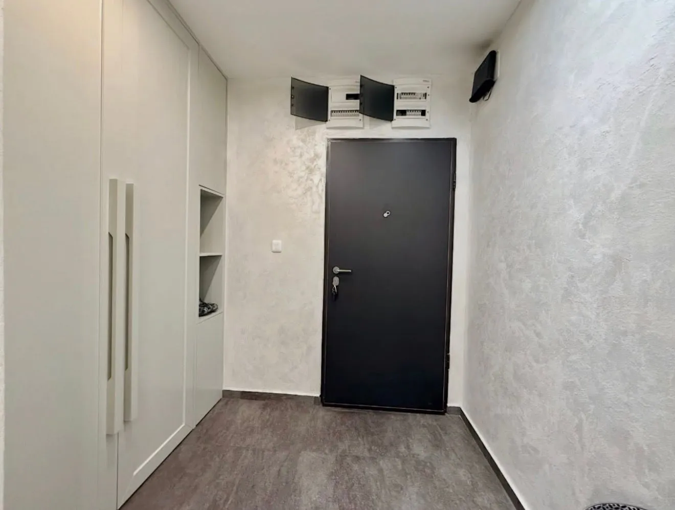 Prodaja, trosoban stan, 140m², Momišići, Podgorica