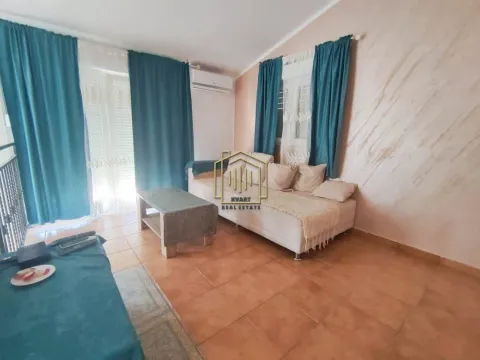 Izdavanje, trosoban stan, 100m², Budva, Crna Gora - image 5
