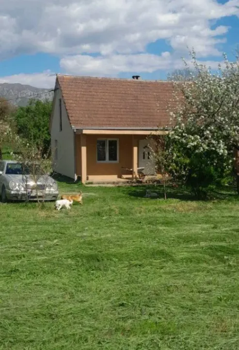 Sale, house, 100m², Kosić, Danilovgrad